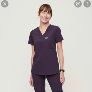 Figs purple shadow Catarina Scrub Top